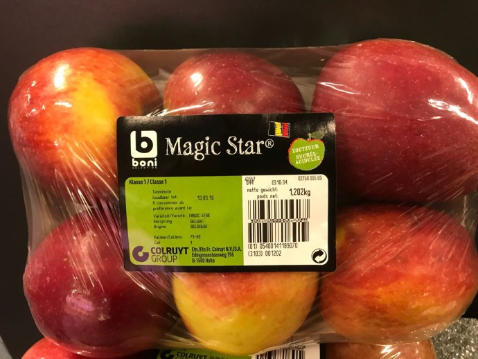 Eerste Magic Star-appelen in winkelrekken